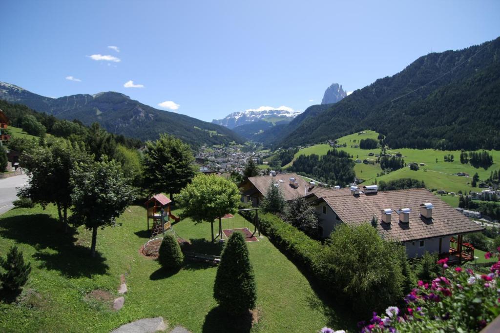 Hotel Talblick St. Ulrich in Gröden Exterior foto